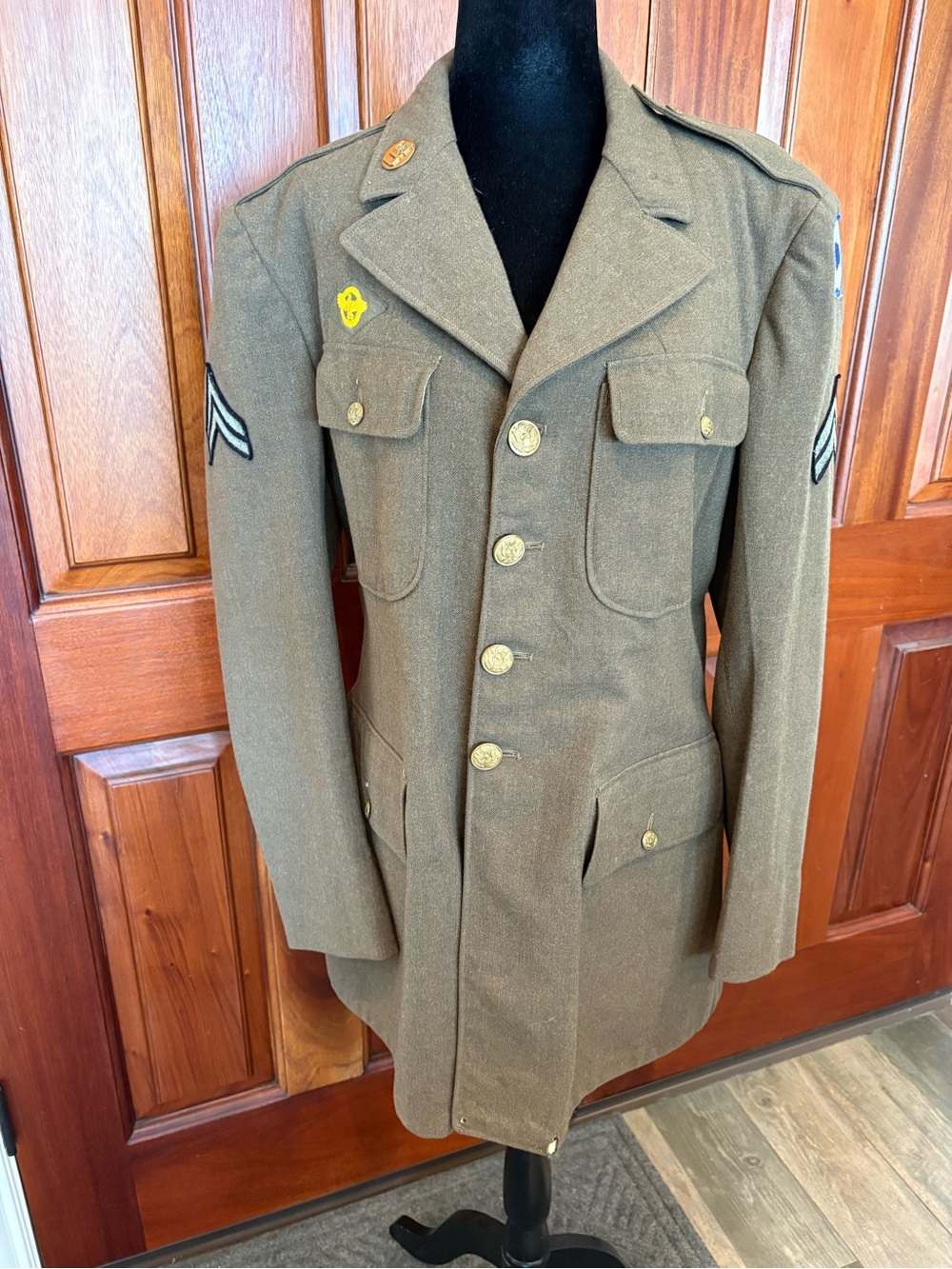 Vintage WW2 US Army Air Corp Enlisted Tunic Jacket Uniform Size 40R Pin Patches
